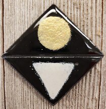 SE-31 Opaque  White Solar Gold  (50 Grams) - Product Image